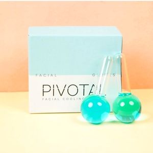 Pivotal  Facial Cooling Globes